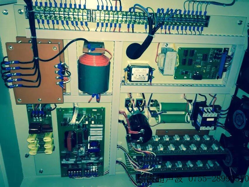 4200瓦超声波焊接机电路展示